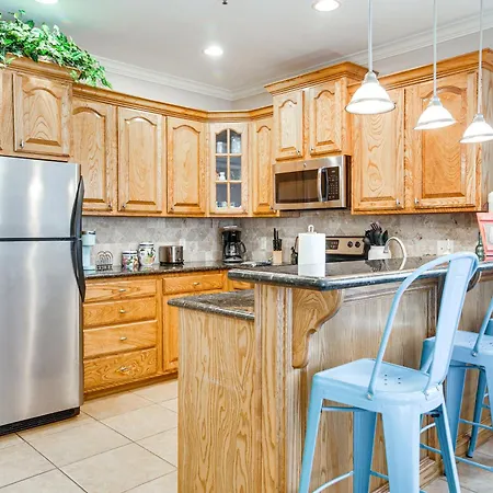 South Padre Island Condo - Walk To The Beach!